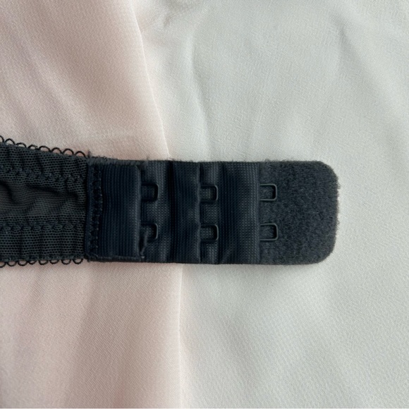 H&M Gray Lace with Delicate Lace Trim Underwire Padded Push Up Bra 32B - Picture 4 of 7